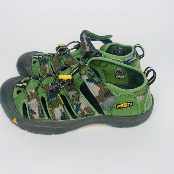 Keen Shoes - Women’s Keen Hiking Sandals Size 5 waterproof